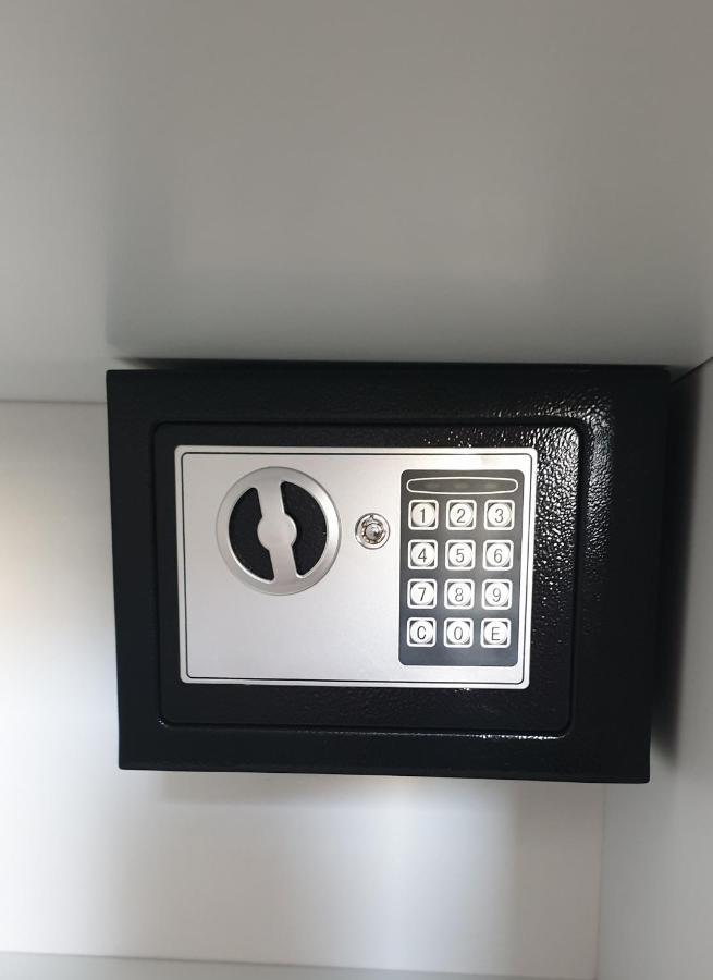 2F Saranda Apartment Eksteriør billede