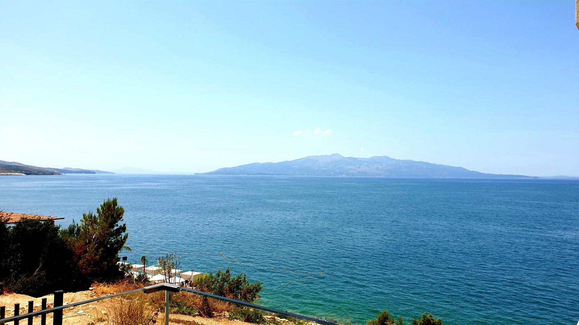 2F Saranda Apartment Eksteriør billede