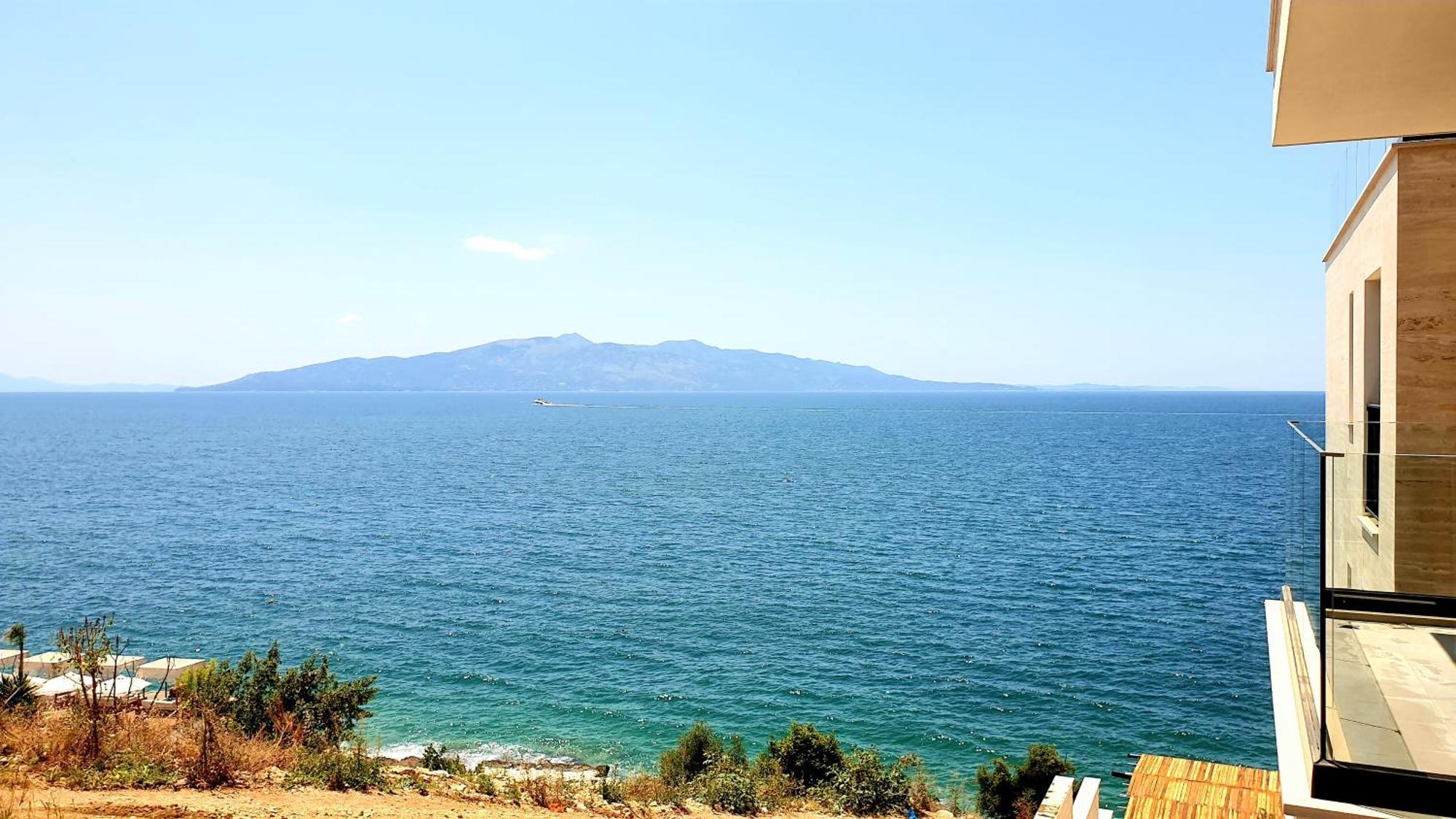 2F Saranda Apartment Eksteriør billede